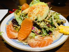 三文鱼牛油果色拉-旨料亭日本料理(四川北路店)