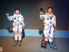 -金石蜡像馆