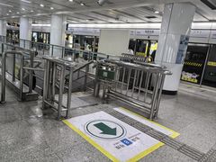 -陆家浜路(地铁站)