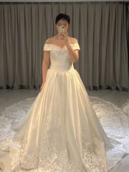 -GRACE KELLY婚纱与礼服(北京店)