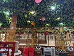 -袁小二大东北铁锅炖(吉祥村总部)