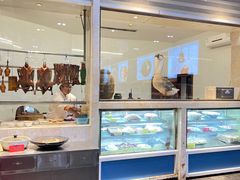 -榕树下海鲜馆(坪山路店)
