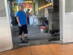 -火车站老孙烧烤(东二路店)