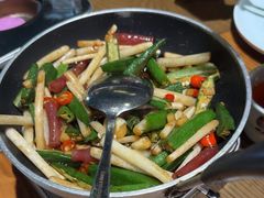 -黄泥岗·地道湖北菜(奥特莱斯店)