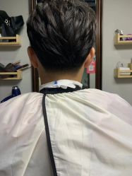 -木格造型美发