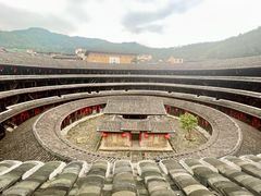 -初溪土楼群