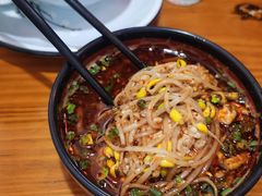 -歪串串(松江新城店)