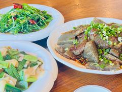 -三文彩虹鳟鱼庄