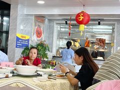 -鹏城人家海鲜酒家·23年老字号(较场尾店)