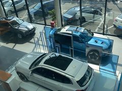 -上海宝信宝马4S店