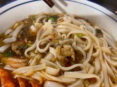 -矮子粉店1985·长沙米粉(湘春路店)