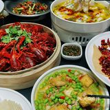 我真的好爱滨江这家餐厅，一周吃三次～