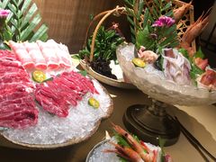 -余欢领鲜火锅(新街口店)