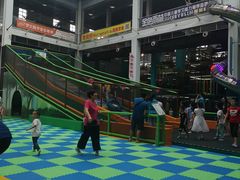 -蒙特利亲子乐园