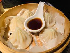 鸡汁杭州小笼包-虫二酒肆(美罗城店)