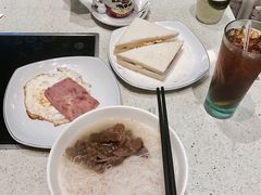 -万利港式茶餐厅