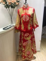 -觅白婚纱礼服馆