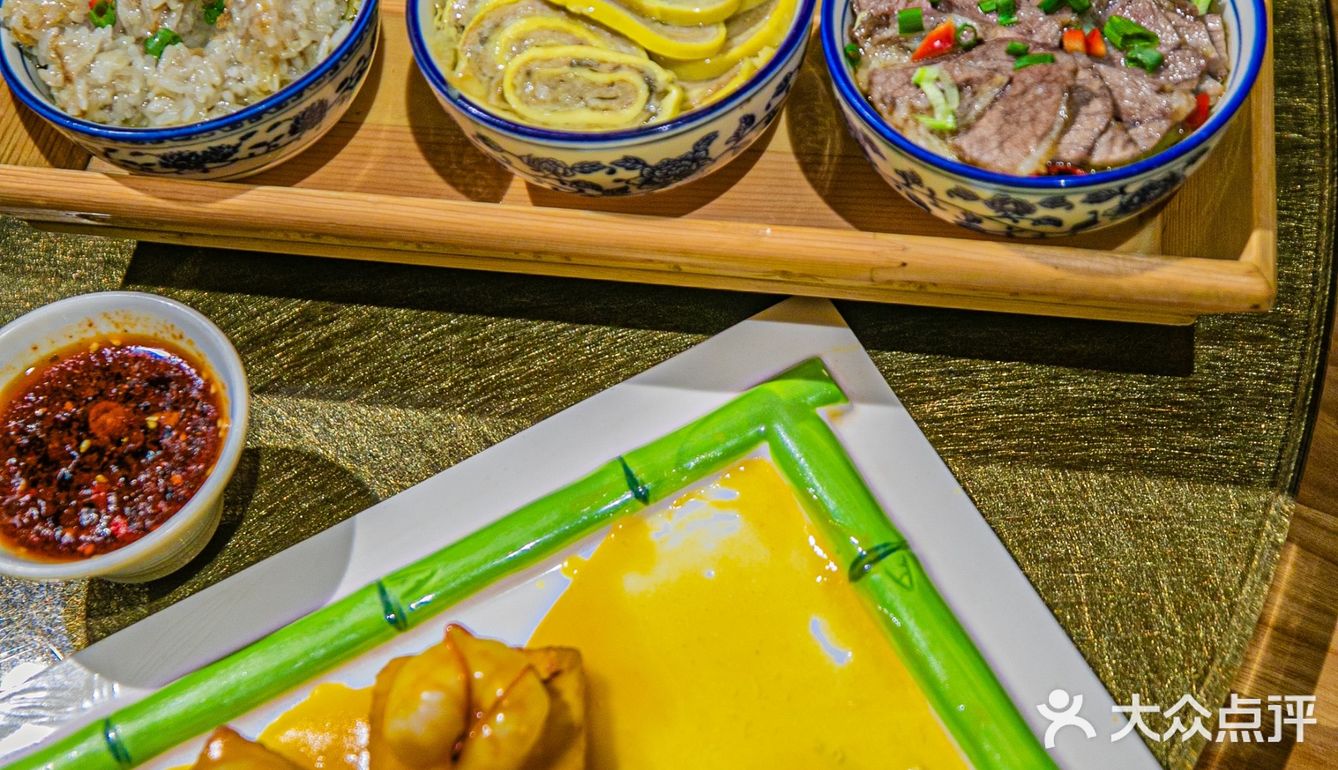 伊宁美食｜一个人来新疆吃席🍱