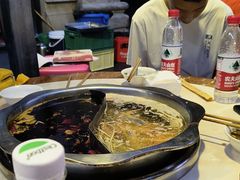 -储奇门鳝鱼火锅(总店)