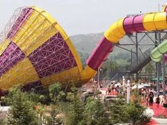 -白鹿温泉加勒比水上乐园