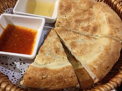 新疆烤馕-阿罗新疆菜(人民广场店)