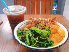 -CowCow其其·牛杂咖啡公司(六运店)