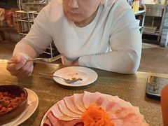 -羽深肉铺 Steak & Wine