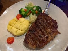 -SISTERS BAR RESTAURANT川意酒馆(嘉善老市H楼店)