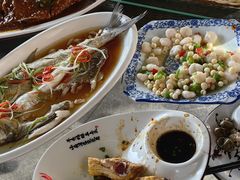 -七的湖·晚芳亭·阳澄湖农家菜·大闸蟹(莲花岛店)
