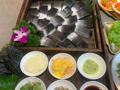 -围炉肉舍丹东海鲜烤肉·烤活鳗(步行街店)