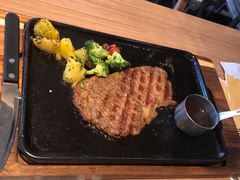 -必胜客(大宁路店)