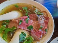 牛肉粉丝汤-哑巴生煎(临顿路店)