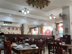 大堂-九妹农家大铁锅东北菜(江湾店)