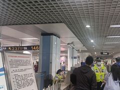 -陆家浜路(地铁站)