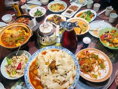 -巴依兄弟西域美食(机场店)