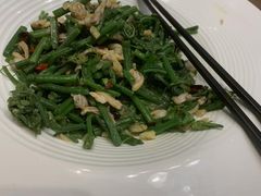-今鲜源酒店·海鲜锅贴青岛菜(新湛路店)