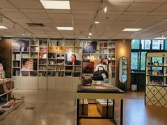 -上图书店(上海图书馆站店)