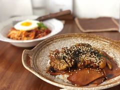 酱烧豆腐鸡腿饭-拾年