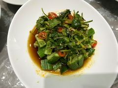 -YI PIN JU 一品居中餐厅 中国超市