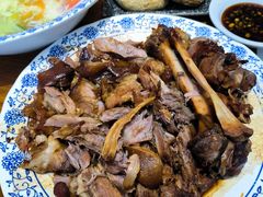 -老天桥酱肉烧饼夹肘子(天桥店)