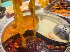 -钢管厂五区小郡肝串串香火锅(人民广场店)