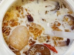 冰糖银耳桃胶-捷信牛奶甜品世家(学府店)