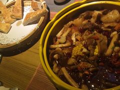 -多嘴肉蟹煲(万达店)