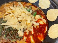 -田家大院东北农家菜铁锅炖(西安总店)