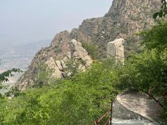 -鸡鸣山旅游风景区