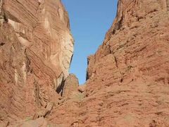 -天山神秘大峡谷