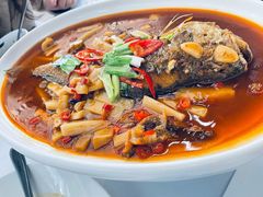 汝拉美味鱼头-野蔓果·山野菜(西湖景区·龙井茶田店)