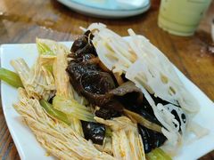 -农夫大盘鸡(经八路总店)