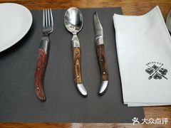 -食间牛排(湖西路店)