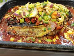 -鱼众不同·鸡公煲·烤全鱼(国顺路店)